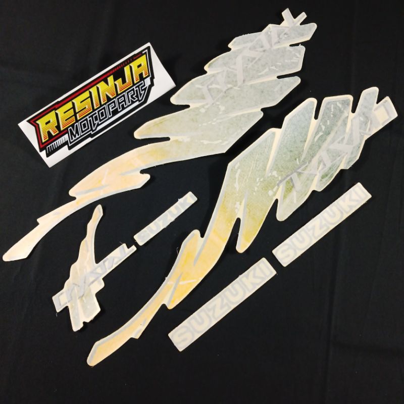 Striping Stiker Sticker Lis List Body Bodi Suzuki Crystal 1992 1993 92 93 Laminasi