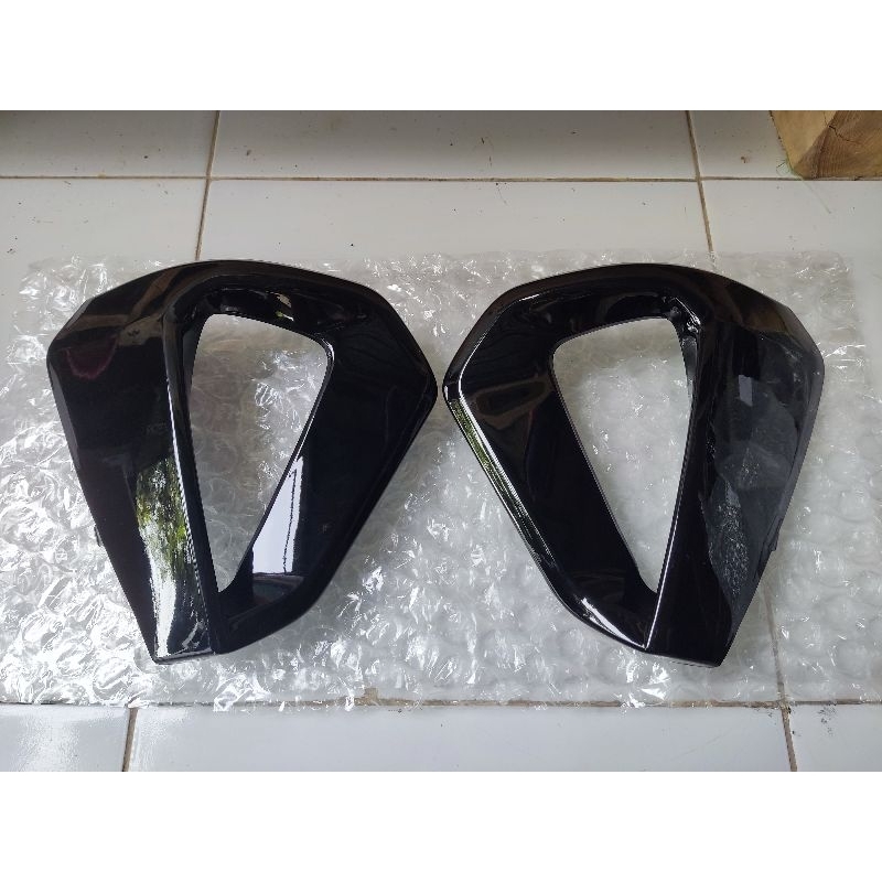 cover sein bumper depan innova reborn 2021-2025 hitam glossy