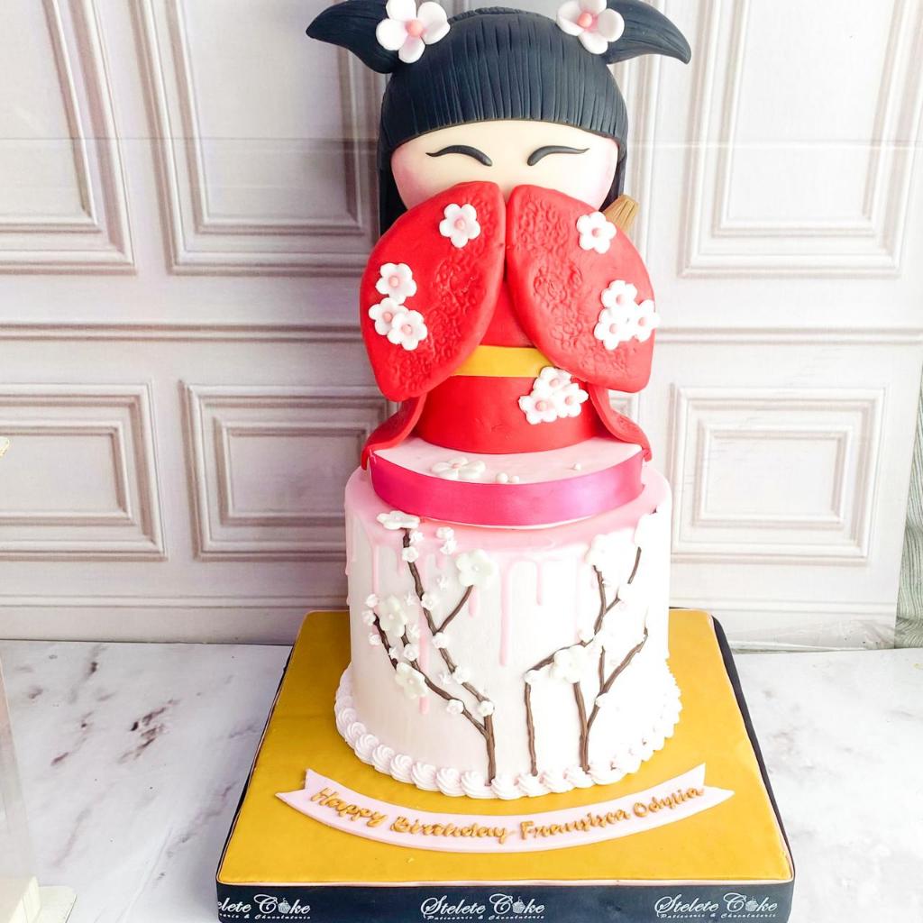 

Kue Ulang Tahun/Birthday Cake/Kue Ultah Tema boneka jepang Kokeshi/Kue Birthday Jakarta
