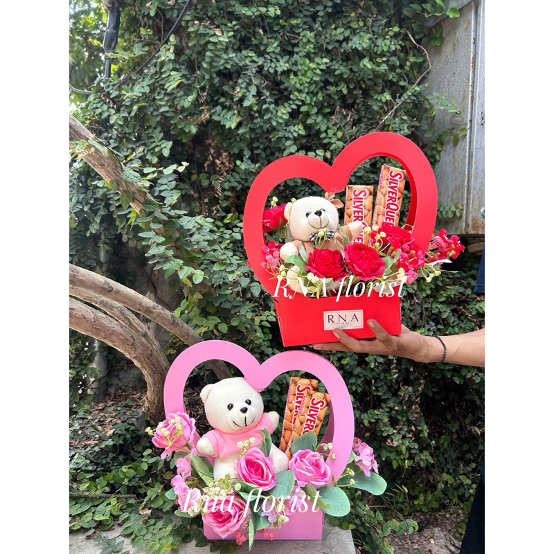 

FLOWET BAG VALENTINE DAY free coklat