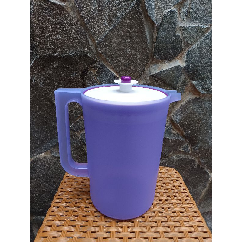 Pitcher 2L Tupperware/ Teko Air Original