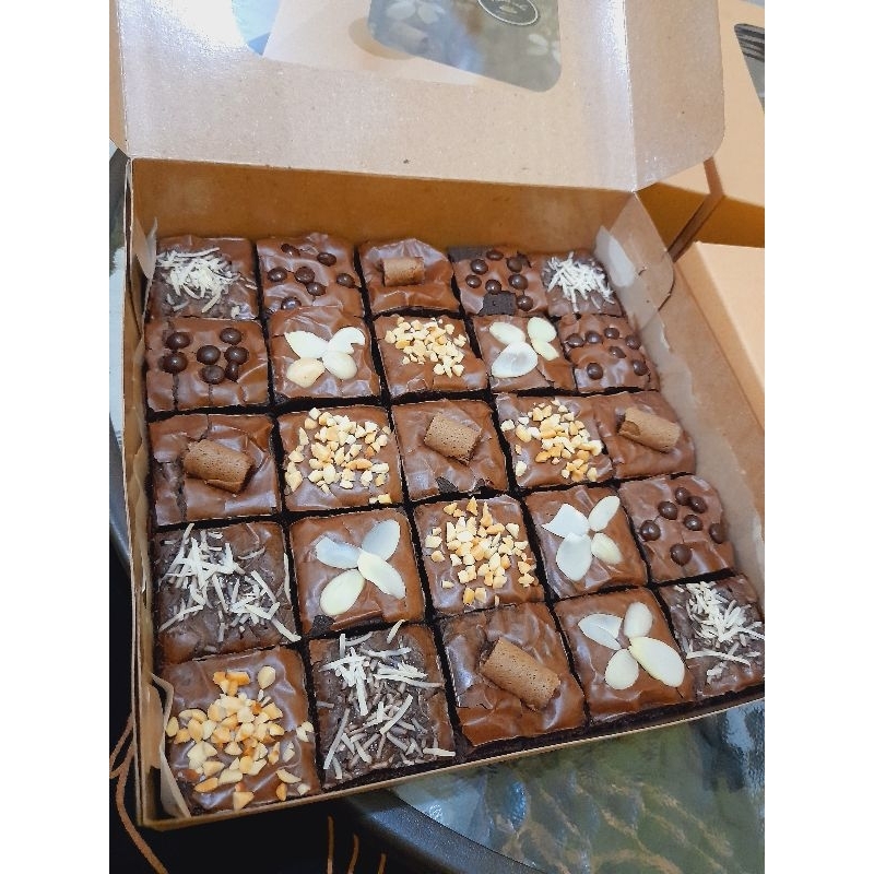 

fudgy brownies / brownies shiny crust / Brownies sekat 20x20cm