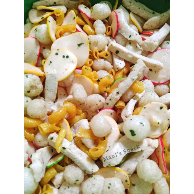 

Cemilan campur asin gurih daun jeruk 250g / Cemilan asin gurih daun jeruk mix 250g / Seblak kering campur original asin gurih 250g