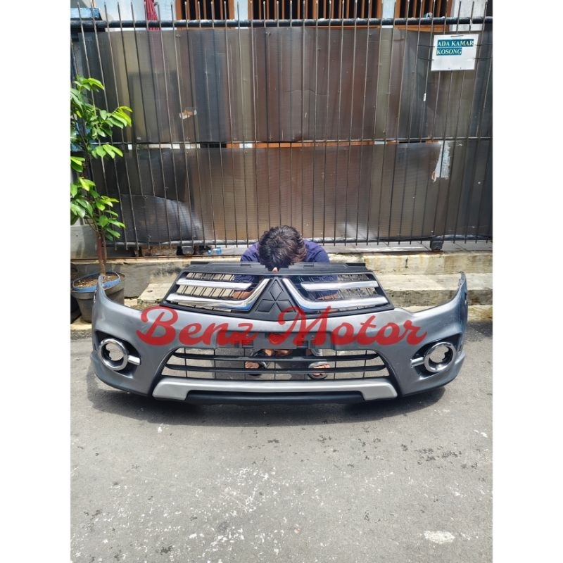 Bemper Bumper Grill set depan Mitsubishi Pajero Sport Facelift