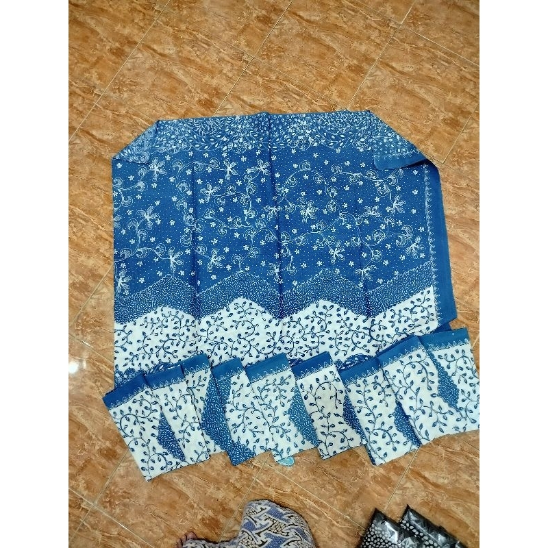 Kain Batik Biru dan Putih batik tulis lasem
