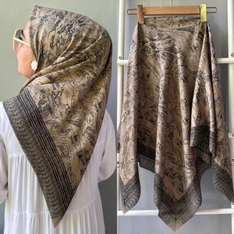 HIJAB SEGIEMPAT POLKA VOAL MOTIF PREMIUM HIJAB POLKADOT MOTIF HIJAB MOTIF PEGUNUNGAN