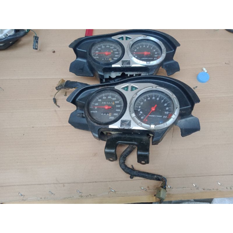 spidometer kilometer tiger revo/pece original