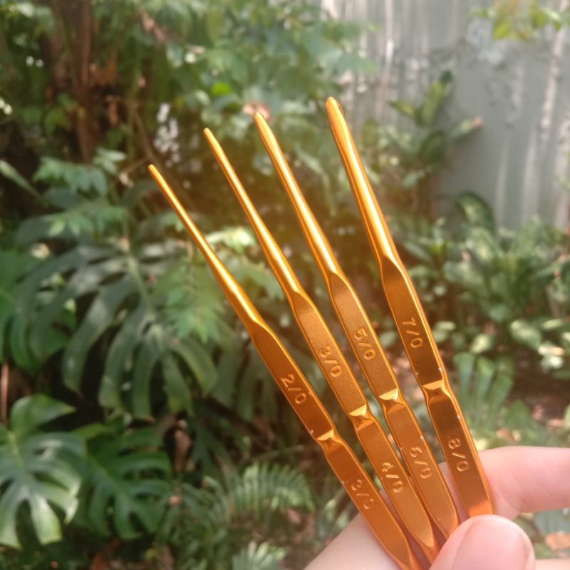 Crochet Hook Hakpen Tulip Gold Original Japan