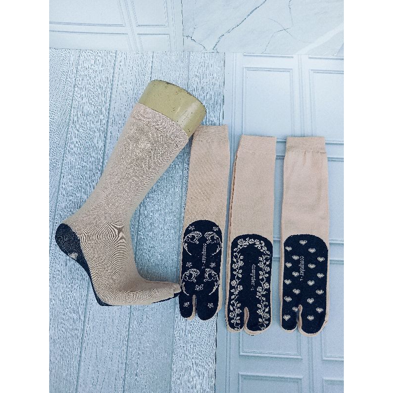 kaos kaki jempol cewek muslimah polos panjang sebetis telapak kaki batik