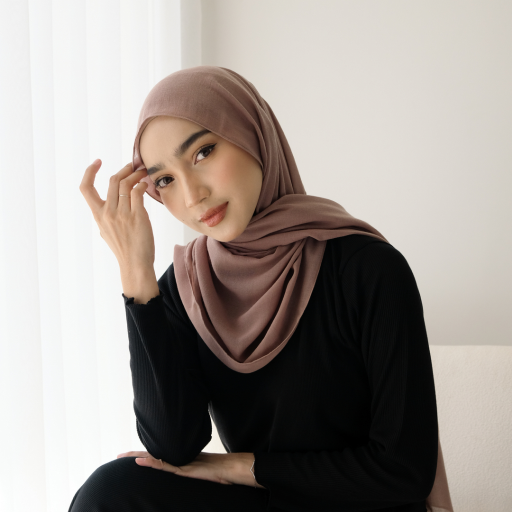 Kerudung Pashmina Voal Polos | Hijab Pashmina Voal Panjang Warna Mocca | Arabian Voile Shawl - HV01D