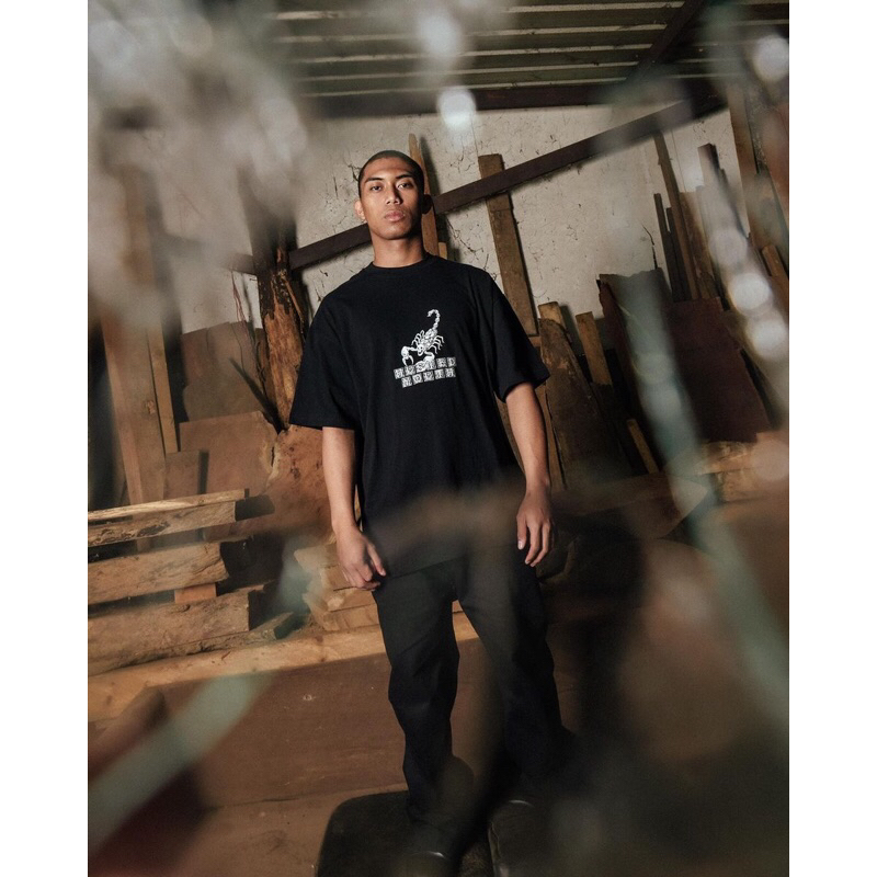 HUSTED YOUTH - SKORP BLACK T-Shirt