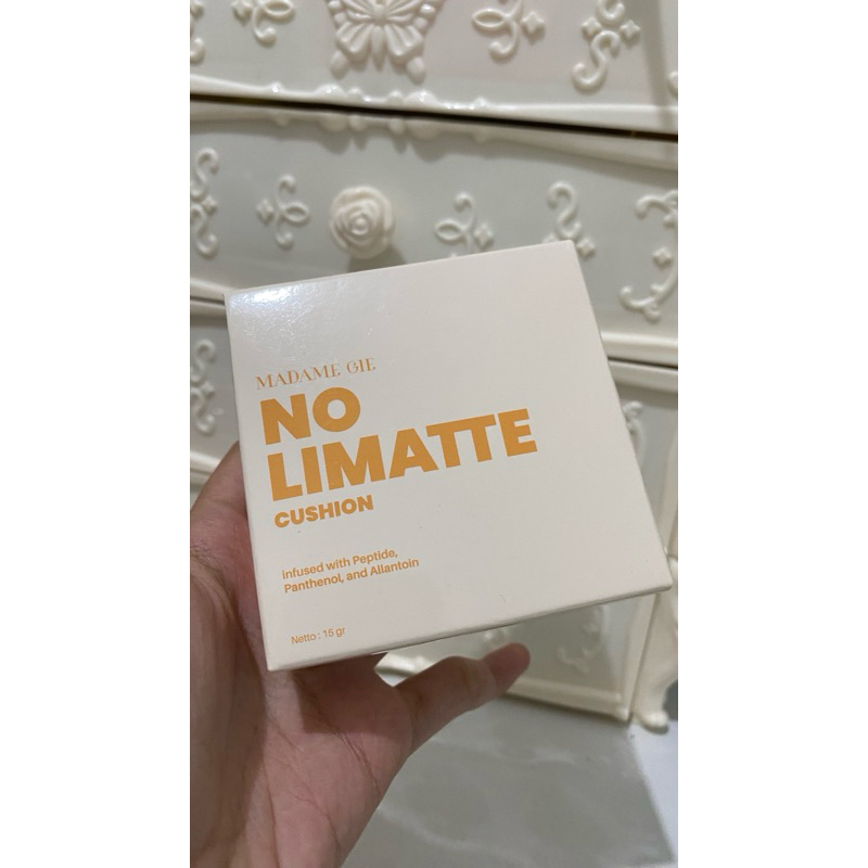 cushion madame gie