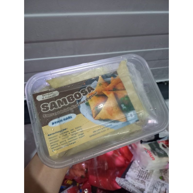 

Sambosa Ayam Kari Frozen / Sambosa Frozen Isi 8