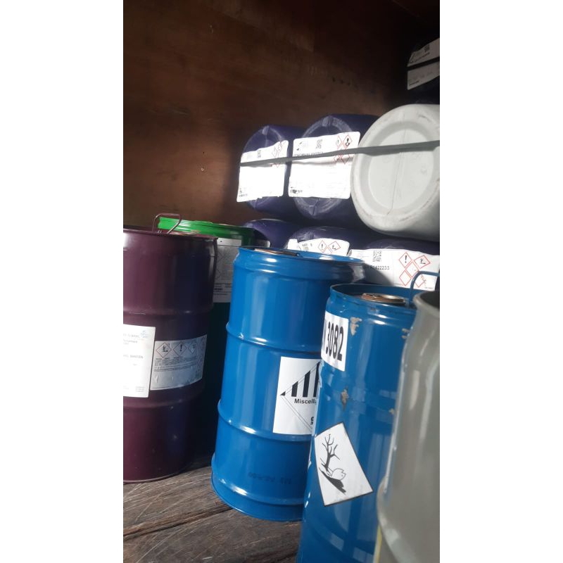 drum besi 30 liter/drum solar/drum bensin tutup kecil ulir/drum minyak tutup kecil dll
