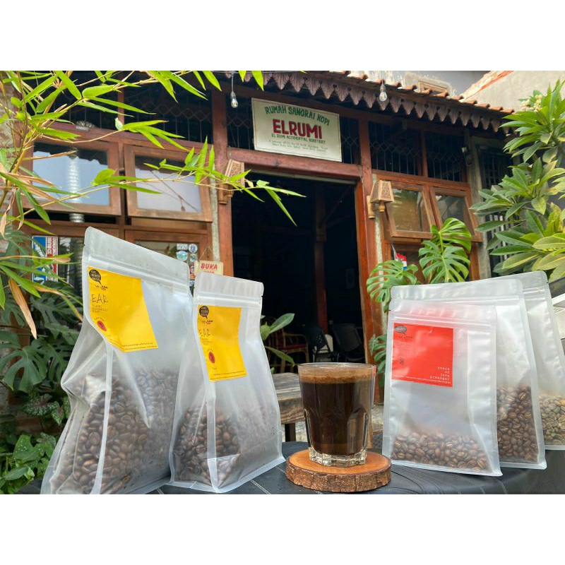 

Roasted Beans Kopi Arabika Priangan Gn. Sirah Natural Dry Hulled (Olah kering- Giling Kering)