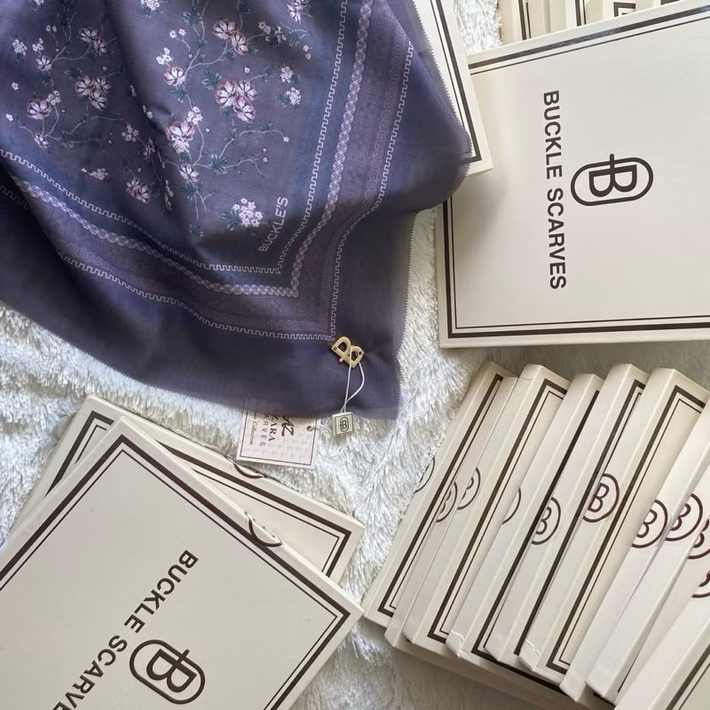 Jilbab Segiempat Buckle Scarves Hijab Motif Buckle Scarves