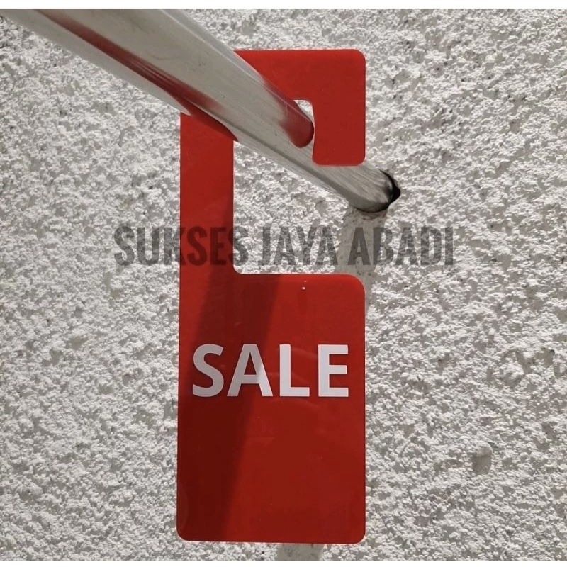 Papan Sale Akrilik Gantung Warna Merah/Papan Sale Akrilik Gantung