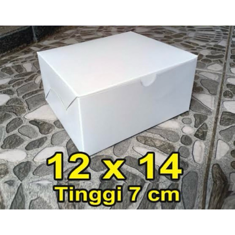 

Snack Box ukuran 12x14 isi 50