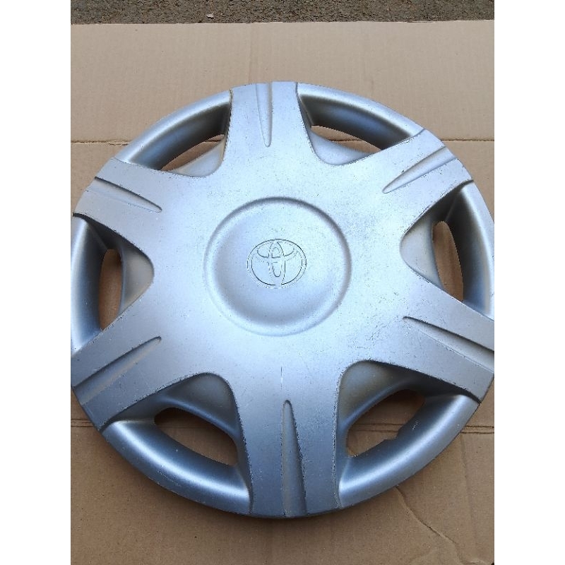 dop wheldop tutup velg mobil Toyota Avanza ring 14 original