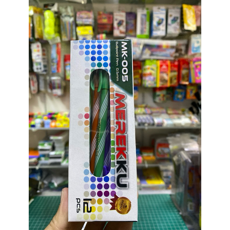 

Merekku Ballpoint Salur Hitam 0,5mm 1 Pack isi 12pcs