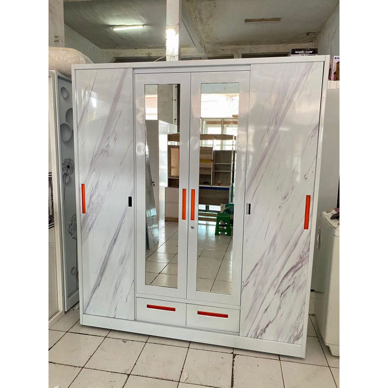 Lemari besi 4pintu
