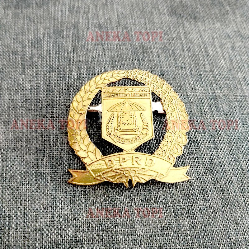 Pin Bros DPRD Lampung Tengah Lencana Pin DPRD Logo Daerah - Aneka Topi