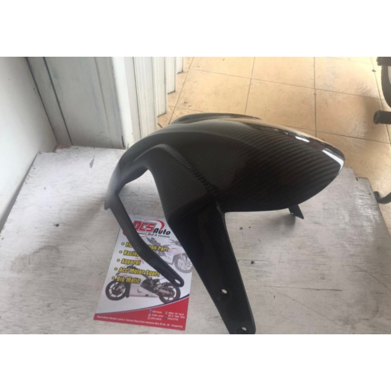 spakbor depan carbon KTM Duke 200 / 250