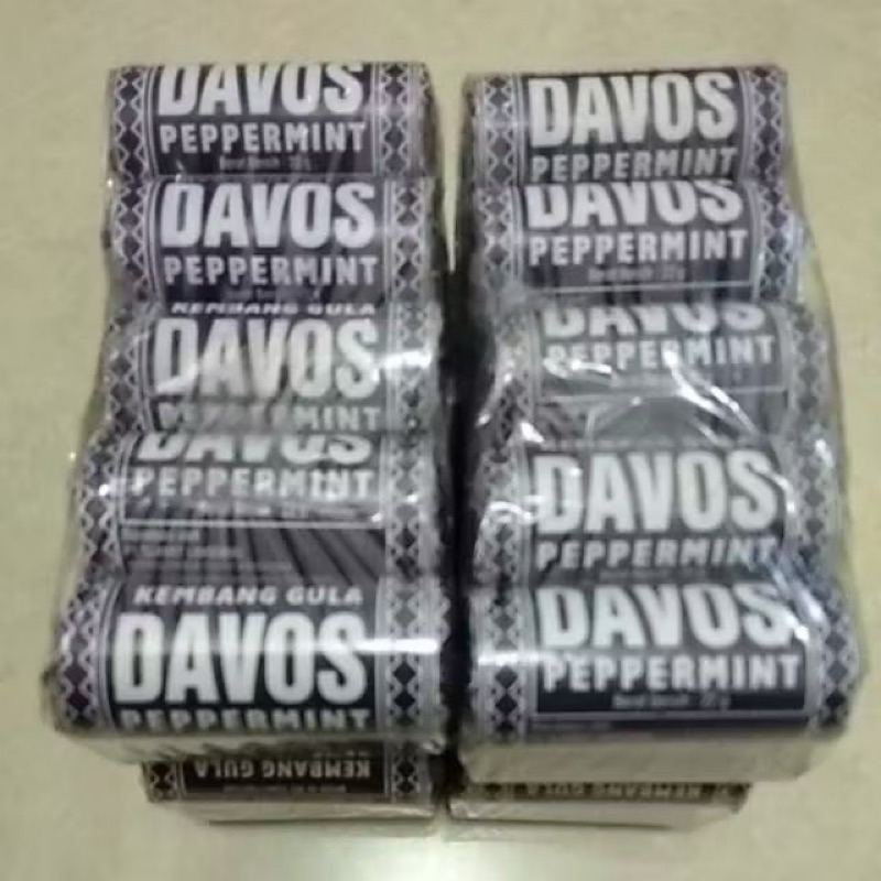 

Permen Davos isi 10 roll