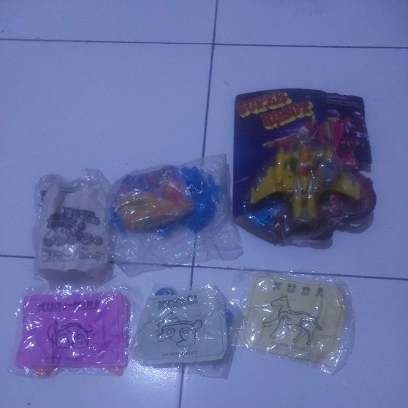 mainan jadul robot rakit pesawat tempur dan monster Dino kws