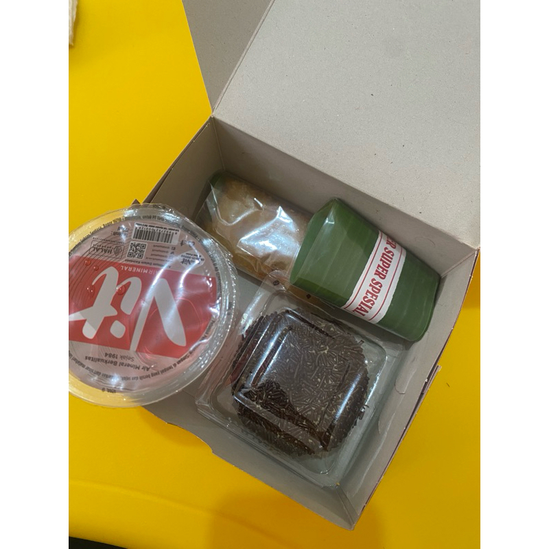 

snack box