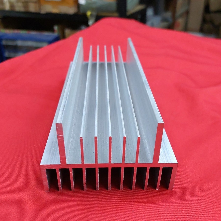 HEATSINK TRANSISTOR/PENDINGIN TRANSISTOR FINAL 2U 20CM