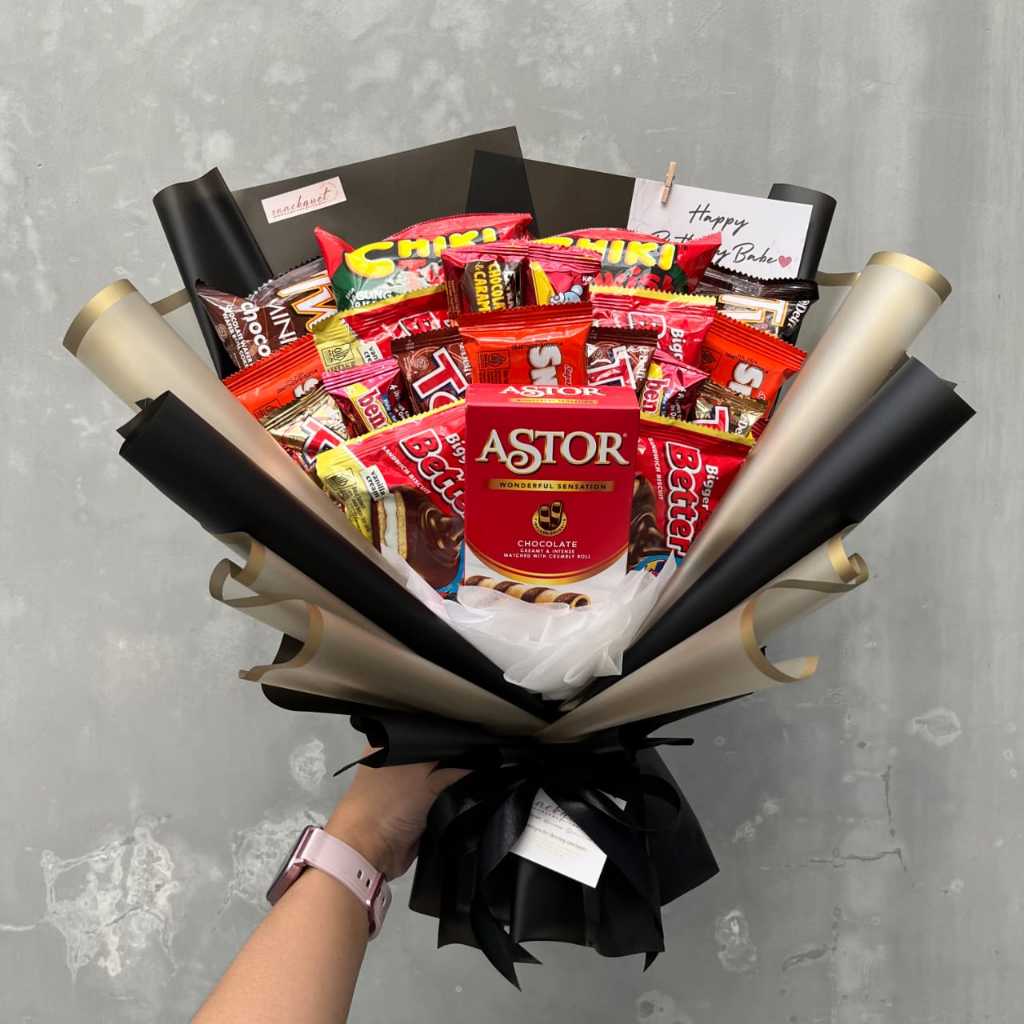 

SNACKQUET L+ | hadiah graduation / birthday / souvenir / hampers / anniv / bouquet