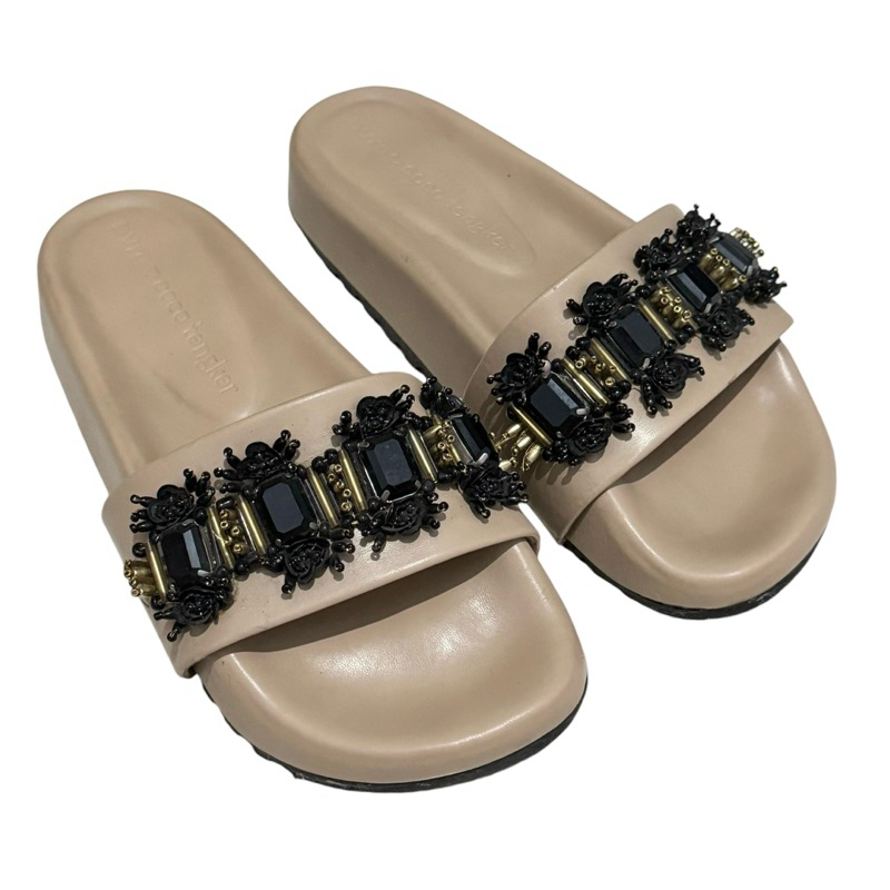 Preloved PVRA Notte Tan Sandals x Caca Tengker