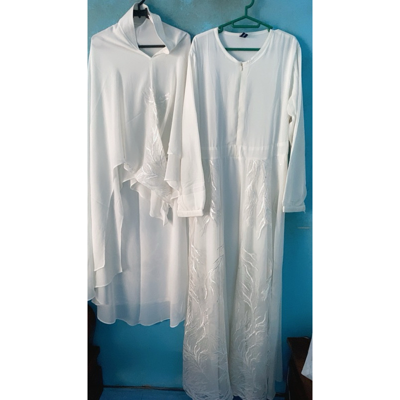 Gamis Syar’i putih set hijab