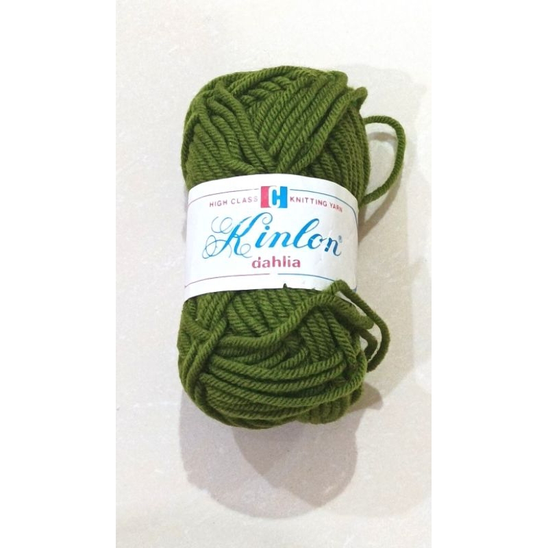 benang wol besar/ benang rajut karpet