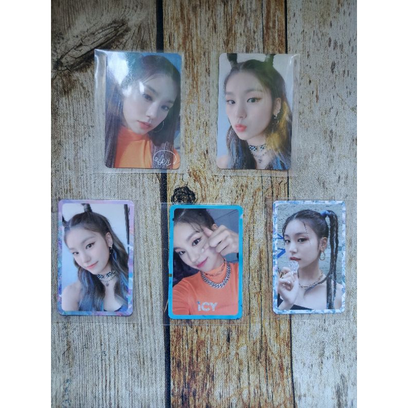 Official Photocard Yeji - ITZY era ICY
