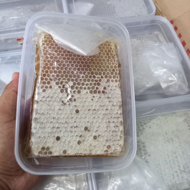 

Madu Sarang Premium 500 gram kwalitas super Ori/Asli