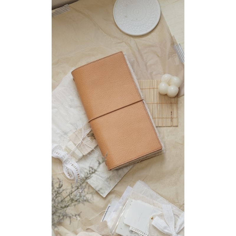 

Minerva Cover + Handmade Paper Insert Regular Size