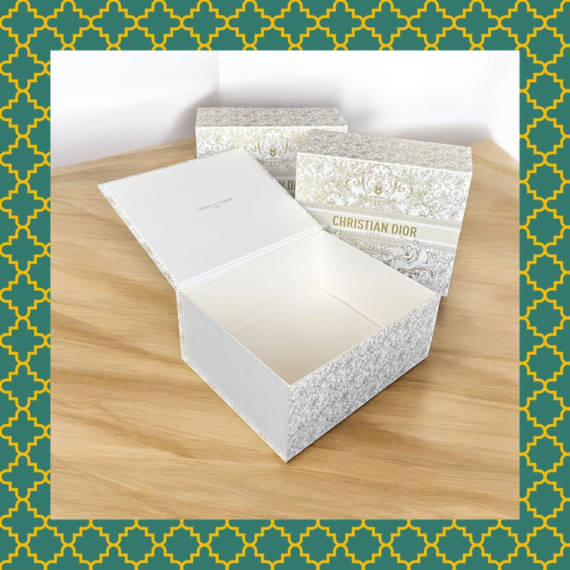 

Dior Hard Box - Kotak Gift Limited Editon Christmas