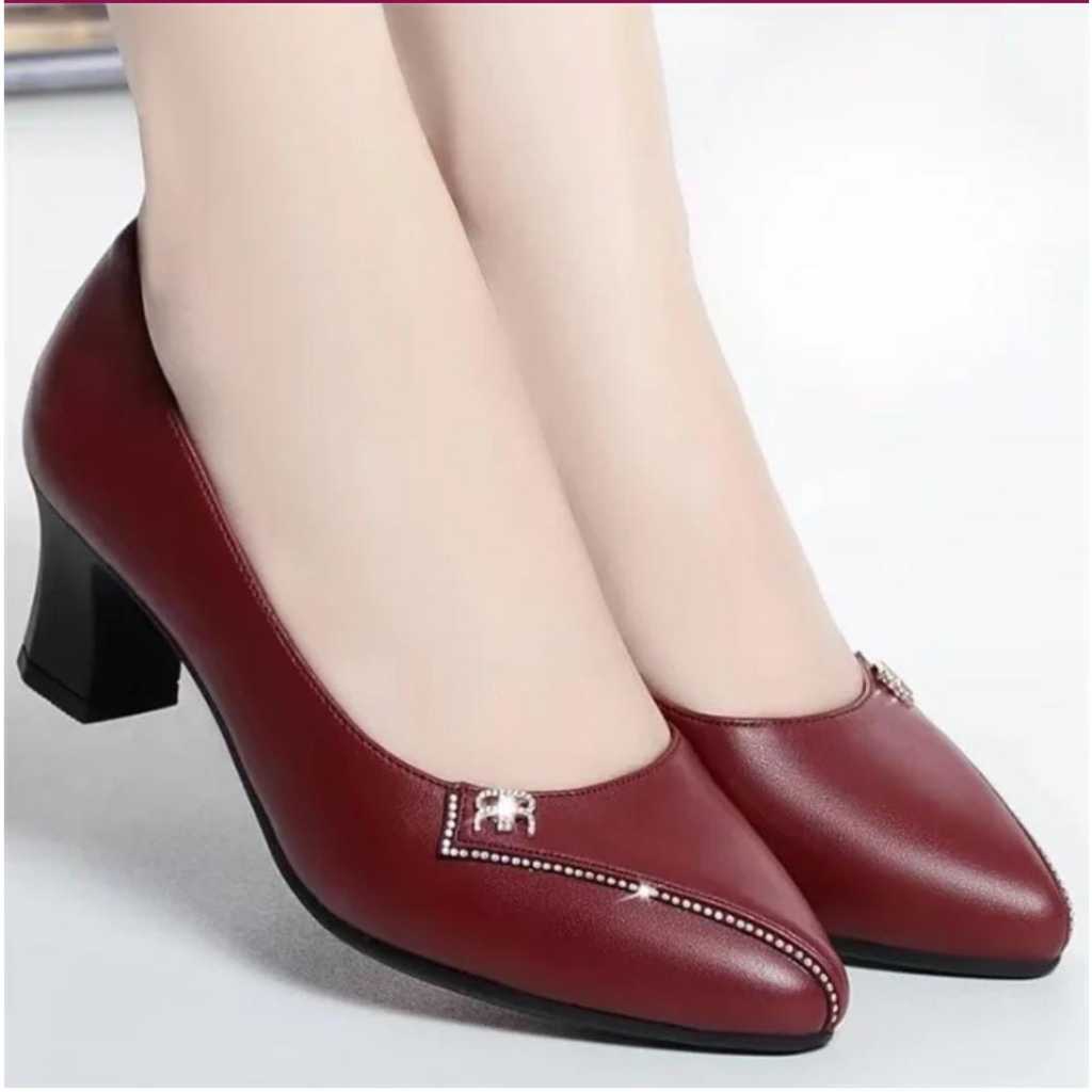 Heels Wanita Cantik Hak tahu Elegan