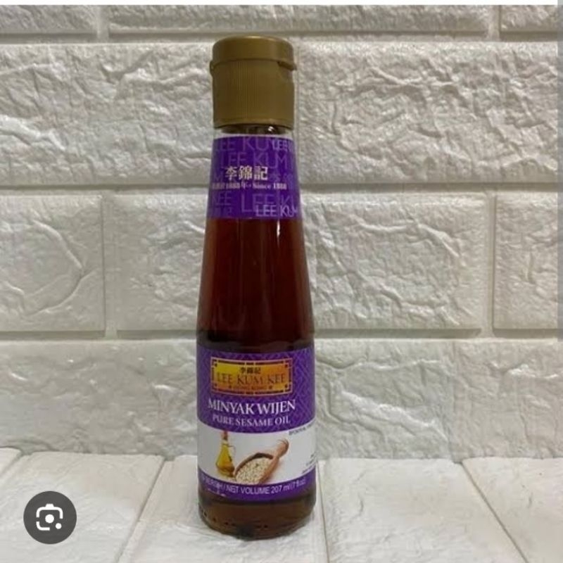 

Minyak Wijen Lee kum kee