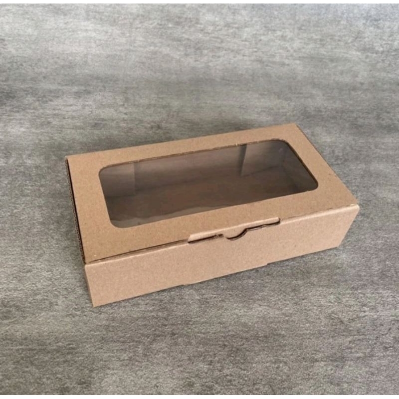 

BOX mika uk 20×10×5cm die cut dan easy usage kotak kue hampers dll