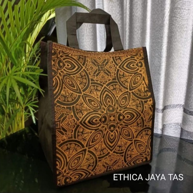 

1 Lusin12 Pcs Tas Hajatan Spunbond Dus Berkat 22