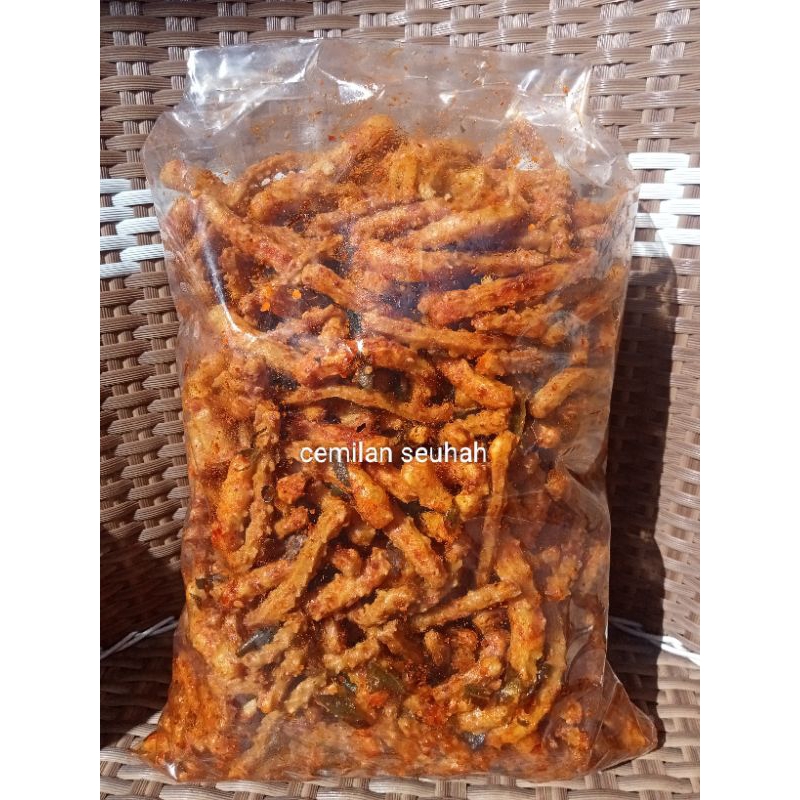 

seblak kerupuk akar pedas daun jeruk isi 1kg