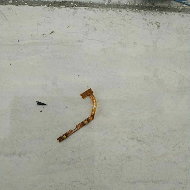 flexible volume bekas Oppo a1k realme c2