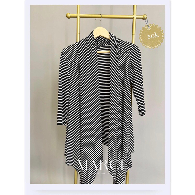 Outer panjang motif salur