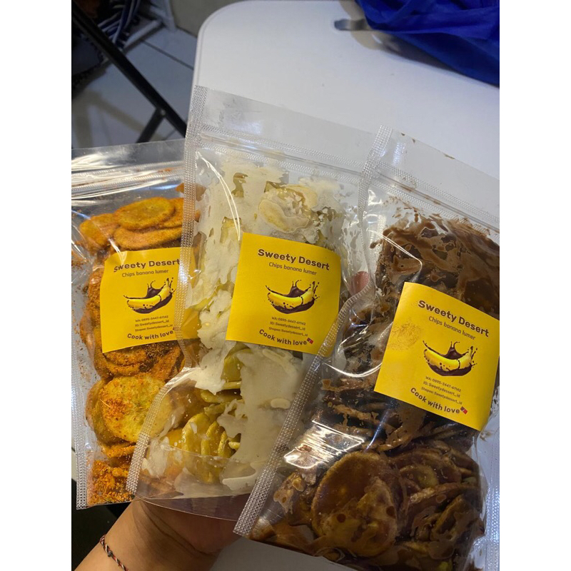 

kripik pisang coklat lumer isi 100 gr kemasan pouch / cips banana lumer By SWEETY DESSERT