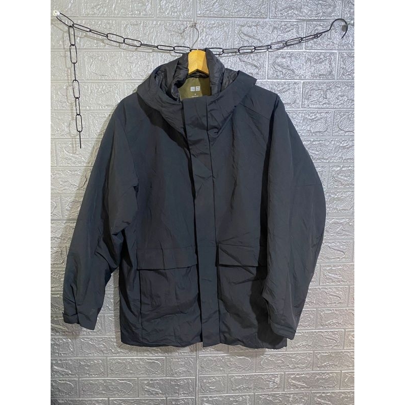 Jaket Uniqlo Hybird