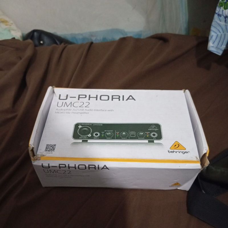 soundcard Behringer UMC22 bekas