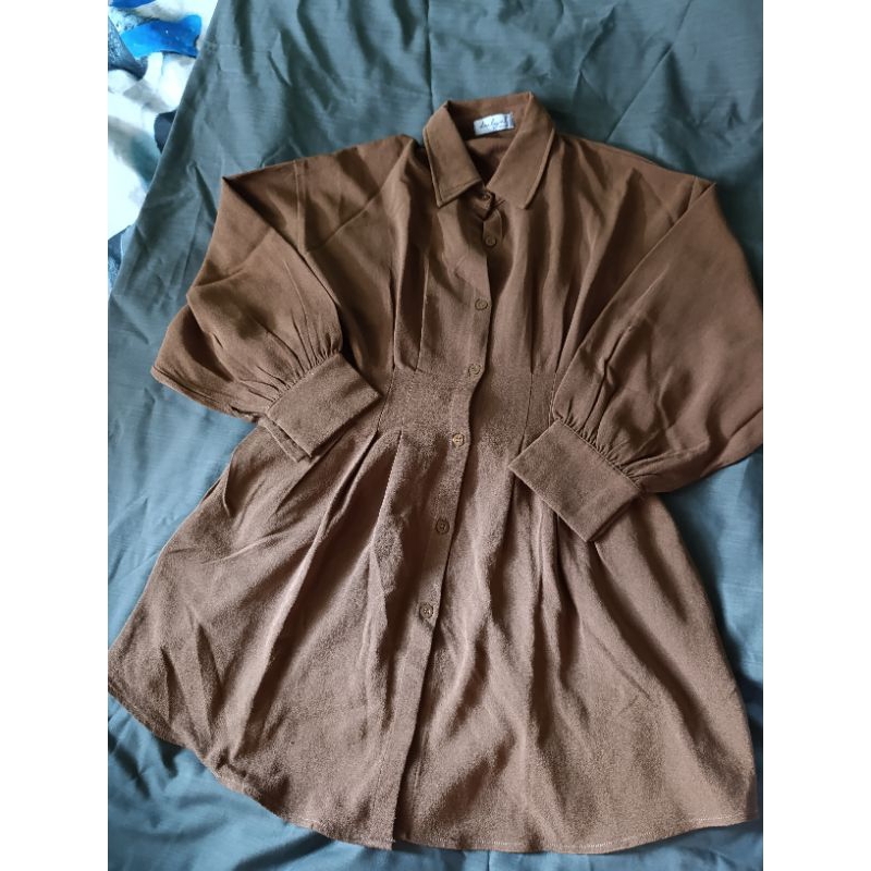 preloved blouse by dailyal.official